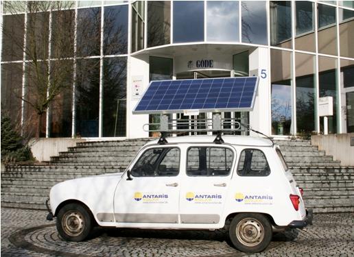 Solar module takes on the desert – ANTARIS SOLAR sponsors a team at the R4 Paris–Marrakesh Rally with a mobile PV system