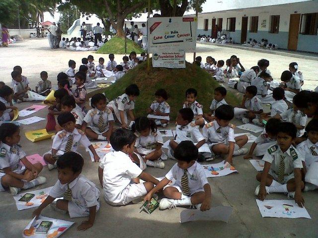 Students painting at Nalla Malla Reddy school