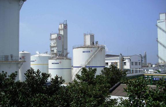 The fifth air-separation facility on the site of the steel manufacturer Xiangtan Steel ensures the abundant availability of atmospheric gases.