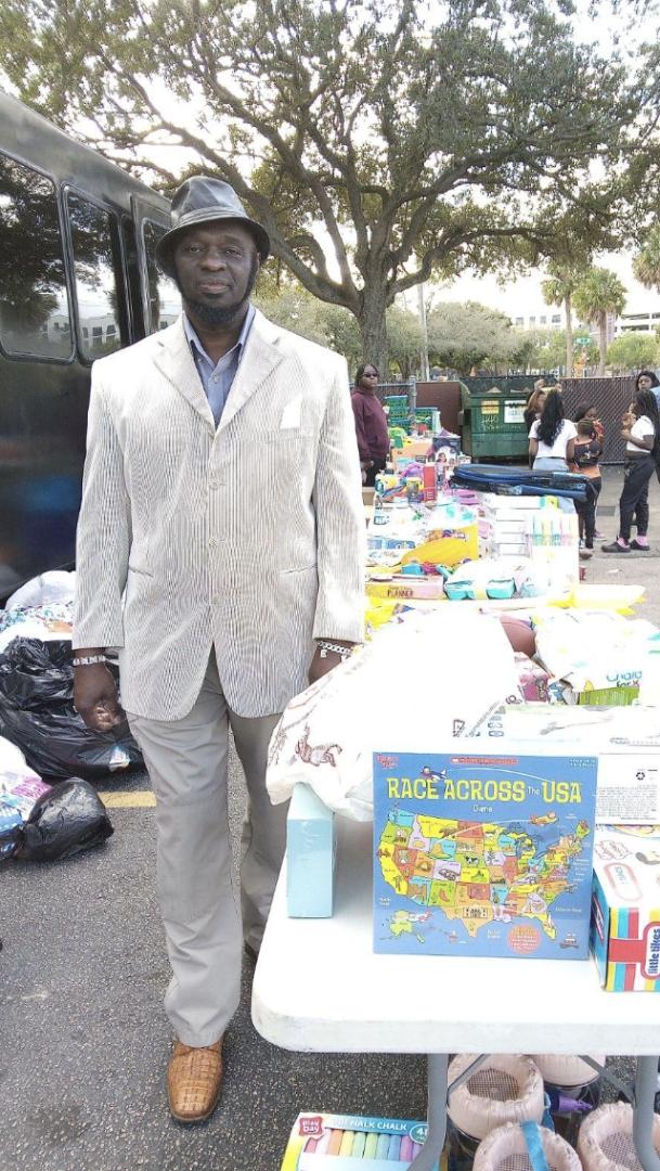 Best-Selling Author's Generosity Shines: Organizes $20