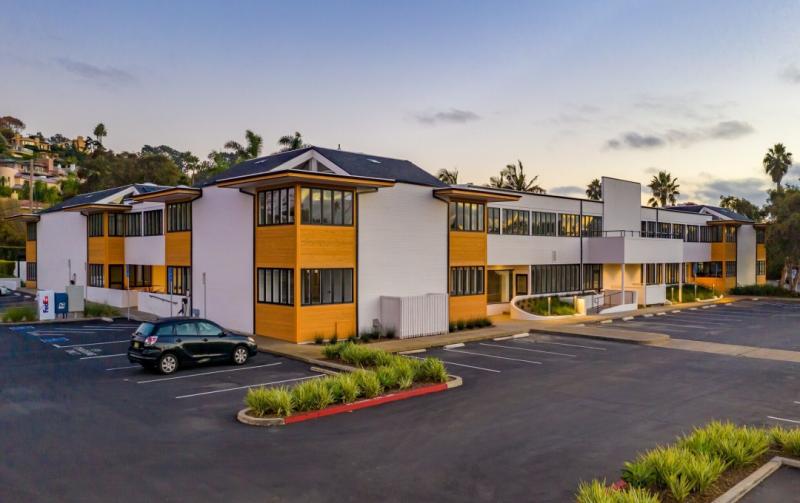 Bungalows Del Mar Office by Harbor Associates in Del Mar,