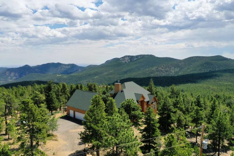 Top Realtor in Castle Rock, CO Shares Insights on Navigating