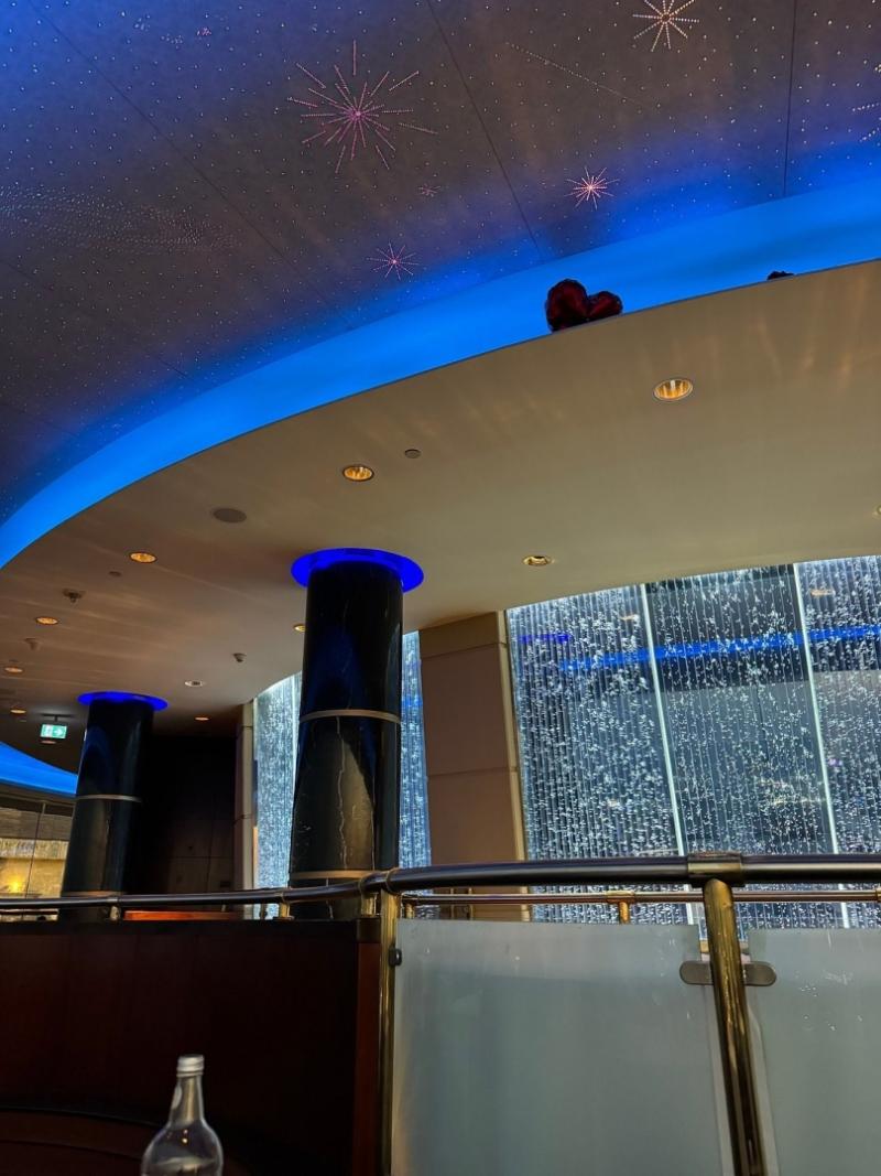 Custom Bubble Walls by Midwest Tropical Bring Motion, Light,