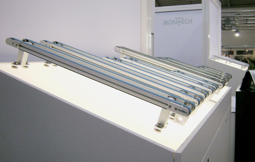 The wafer conveyors exhibited by Montech at the Photovoltaic Technology Show in Munich