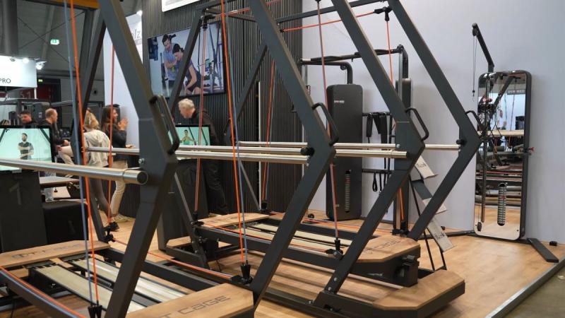 Training equipment for therapy, prevention, and rehabilitation at therapro 2026 ( (C) Messe.TV, Deutsche Messefilm & Medien GmbH)