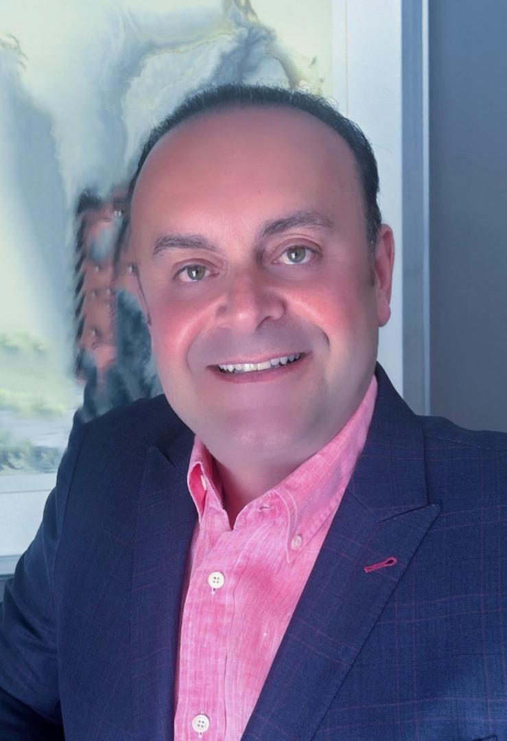 Dr. Konstantinos Zarkadas Scholarship Offers Merit-Based