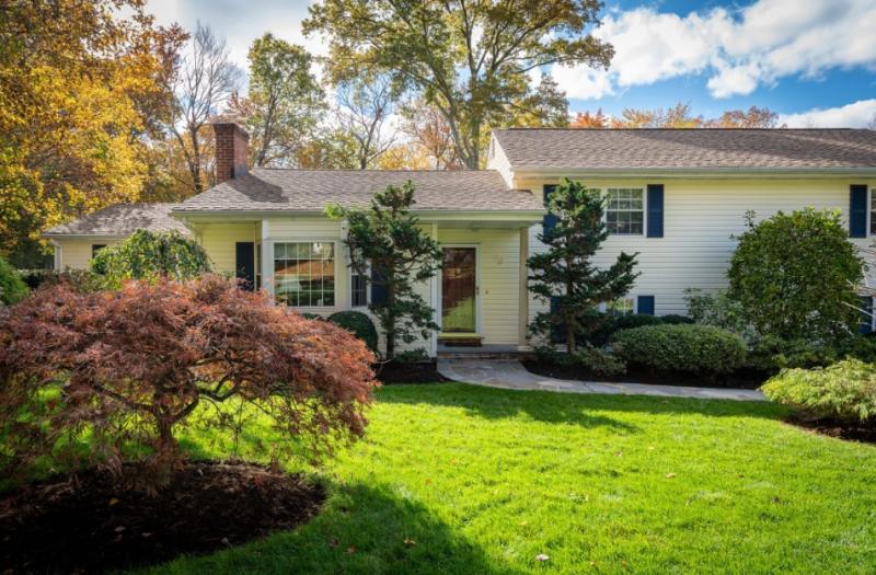 Staci Zampa Team - Stamford Real Estate Agent at Compass