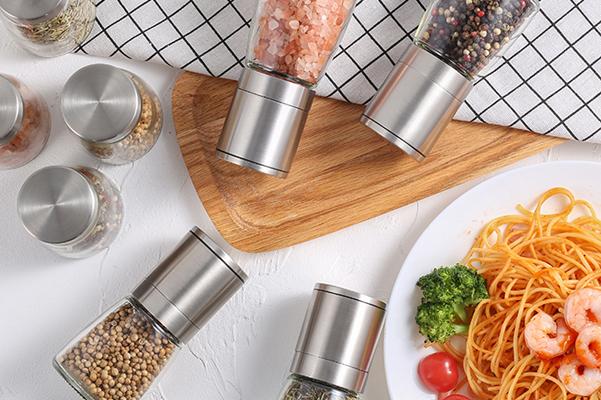 Customization of stainless steel salt and pepper grinders