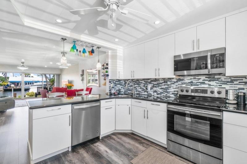 Top Realtor in Boca Raton, FL, Guides Clients in South Florida's