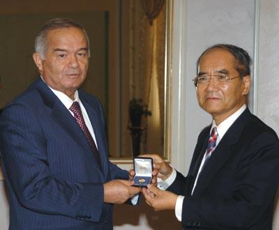 Islam Karimov and Koïchiro Matsuura