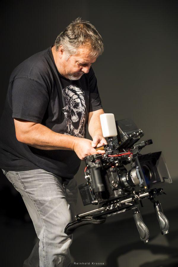 U.S. director Wayne A. Graves during filming for the "Stage of Diversity" project in Gelsenkirchen. ( (C) Stage of Diversity / Reinhold Krossa)