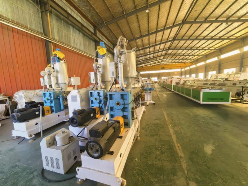 Qingdao Yongte Plastic Machinery Co., Ltd.