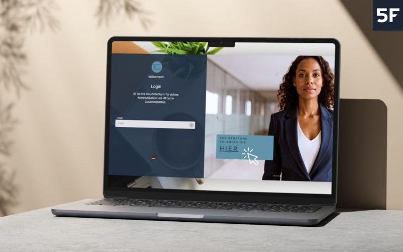 Dynamic login slider in 5F ( (C) )