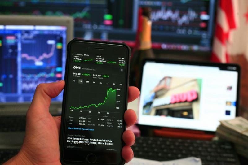 Why More Technology Doesn't Always Lead to Better Trading