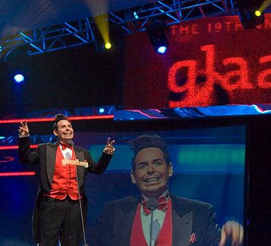 Multimedia star Jade Esteban Estrada returns to the Nightingale Theatre in Tulsa, Oklahoma for two performances only. Photo by MITCHELL ZACHS.