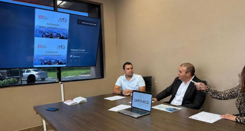 Juan Carlos O?ate along with Jose Jimenez at a press conference announcing the strategic alliance between O?ate's CERTI-RCD and Power Energy.