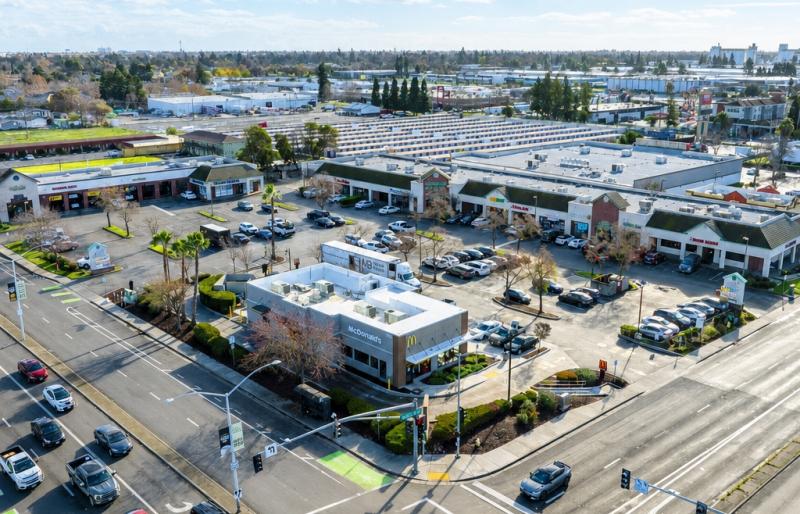 Harbor Central sale follows CJ Park & Associates' recent acquisition of Pacific Town Center in Stockton, California.