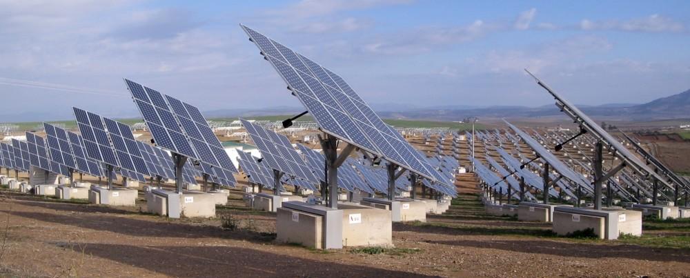 The LORENTZ solar park in Badajoz is equipped with 520 units ETATRACK active 1500SP. It has taken up operation in two subsequent phases in July and October 2007. 1.1MWp are now fed into the local electricity network.