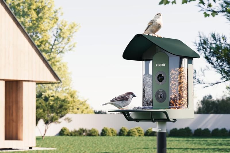 Kiwibit Expands Into Outdoor Living With Beako Trademark Smart