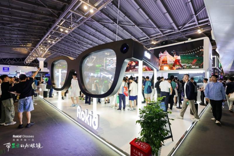 Rokid Glasses at WAIC 2025: Display-Enabled AI Glasses Redefine How We See and Interact with the World