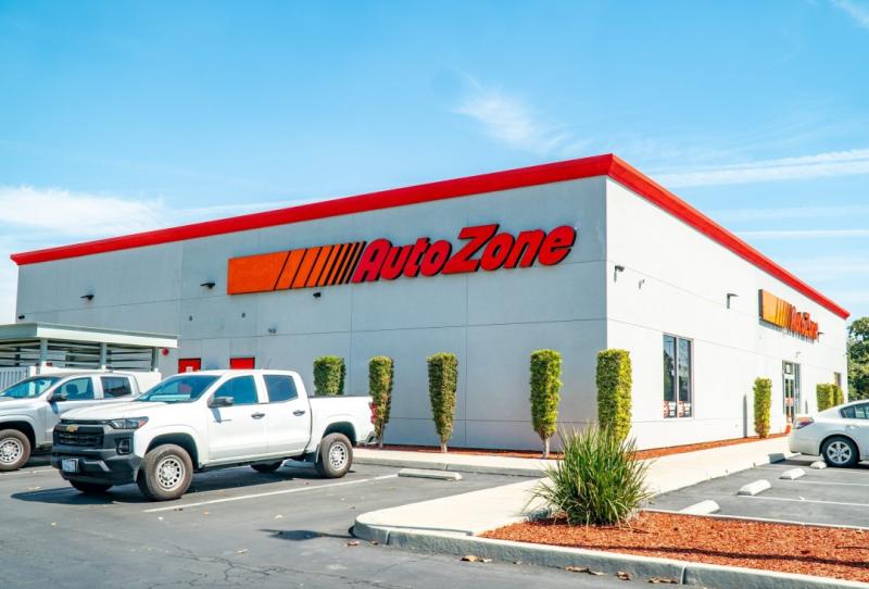 Renovated, Single-Tenant AutoZone Sells for $2.64 Million in Bakersfield, Califo...