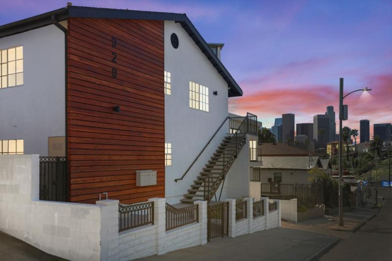 VF Developments Completes Five Multifamily Property $7.8 Million Refinance in Los Angeles with Regional Bank