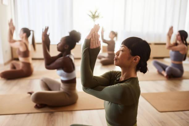 The Professional's Edge: Why Deep Anatomical Awareness is the New Standard in Yoga Education