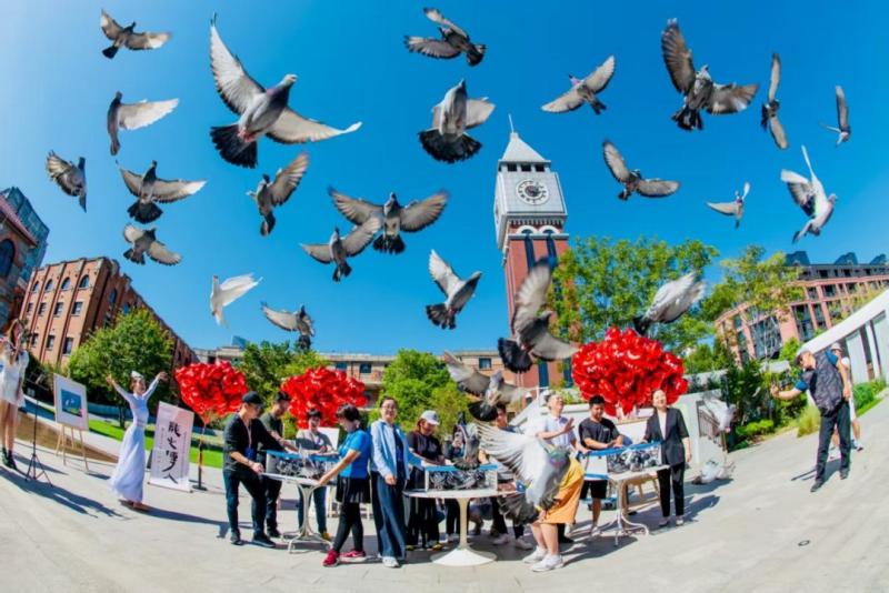 United Across the Taiwan Strait, Conveying Emotion Through Art: