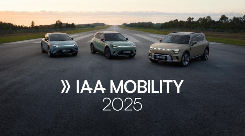 smart Presents All-Electric Portfolio and New Keith Haring Art Car at IAA Mobility 2025