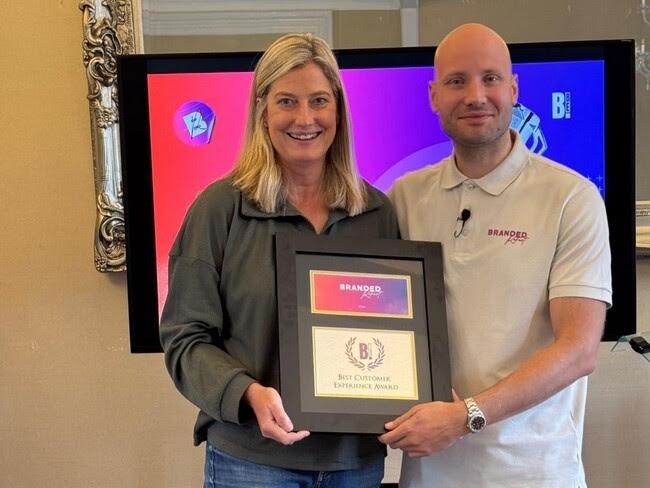 Helen James Wins National 'Best Customer Service' Award for Life-Changing Health Coaching