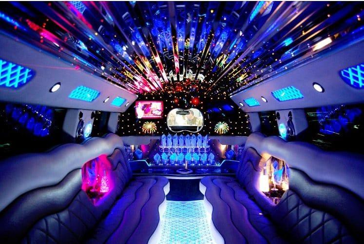 Toronto Limo Services Reveals Top 10 Occasions for Luxury Travel in the City