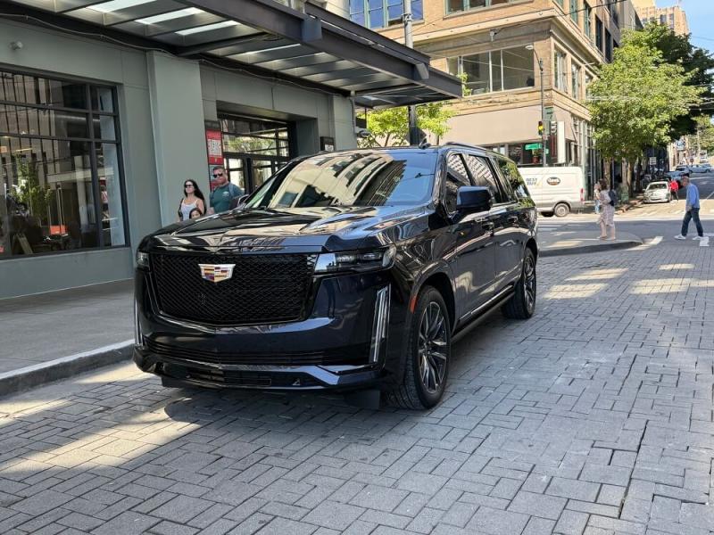 Signature Limousine Service Delivers Seattle's Premier Transportation Solutions, from Airport Rides to Special Occasions