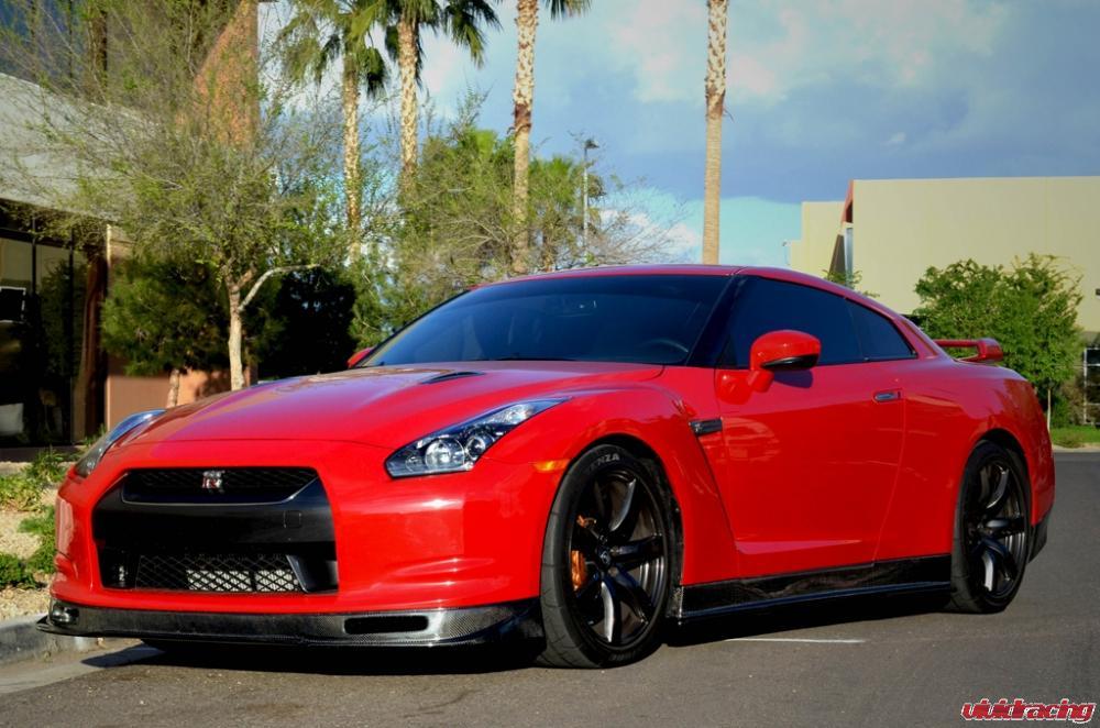 Nissan GT-R