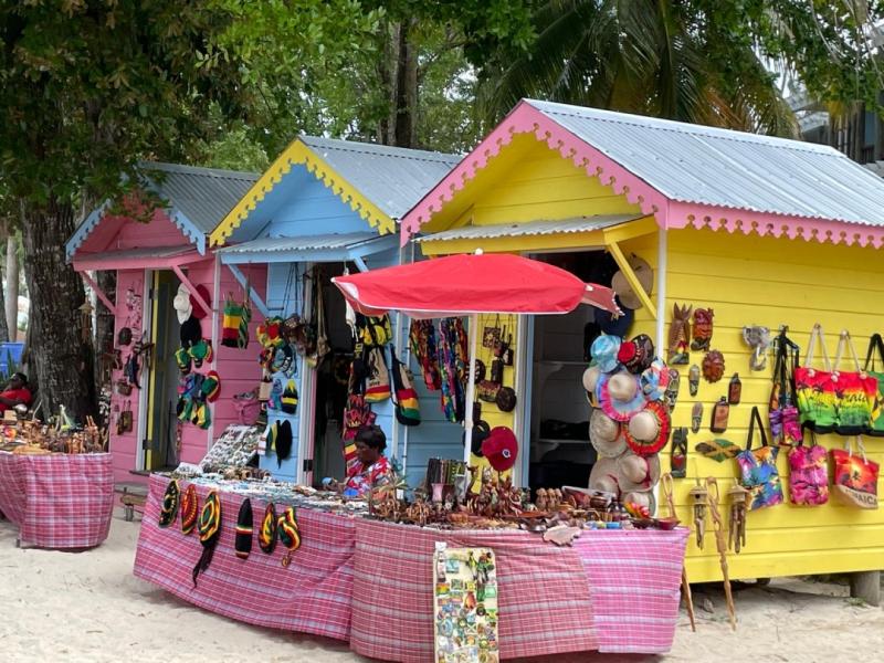 Travel Experts Reveal Cheapest Time to Go to Caribbean Beaches Resorts