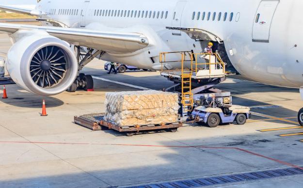 Why Choosing a China Air Freight Forwarder for Urgent Cargo