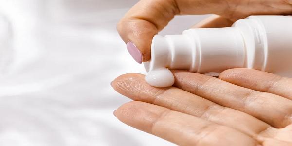 Global Emollients Market stood at USD 1.47 billion in 2022 and is expected to grow with a CAGR of 4.42% in the forecast 2023-2028.