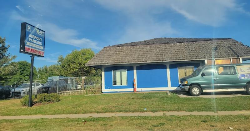 Jet Parking - Affordable and Convenient DSM Airport Parking