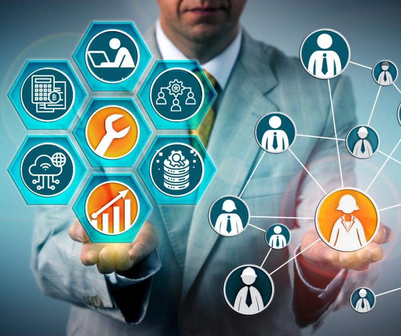Adapting to Change: Recruitment in a Dynamic Market