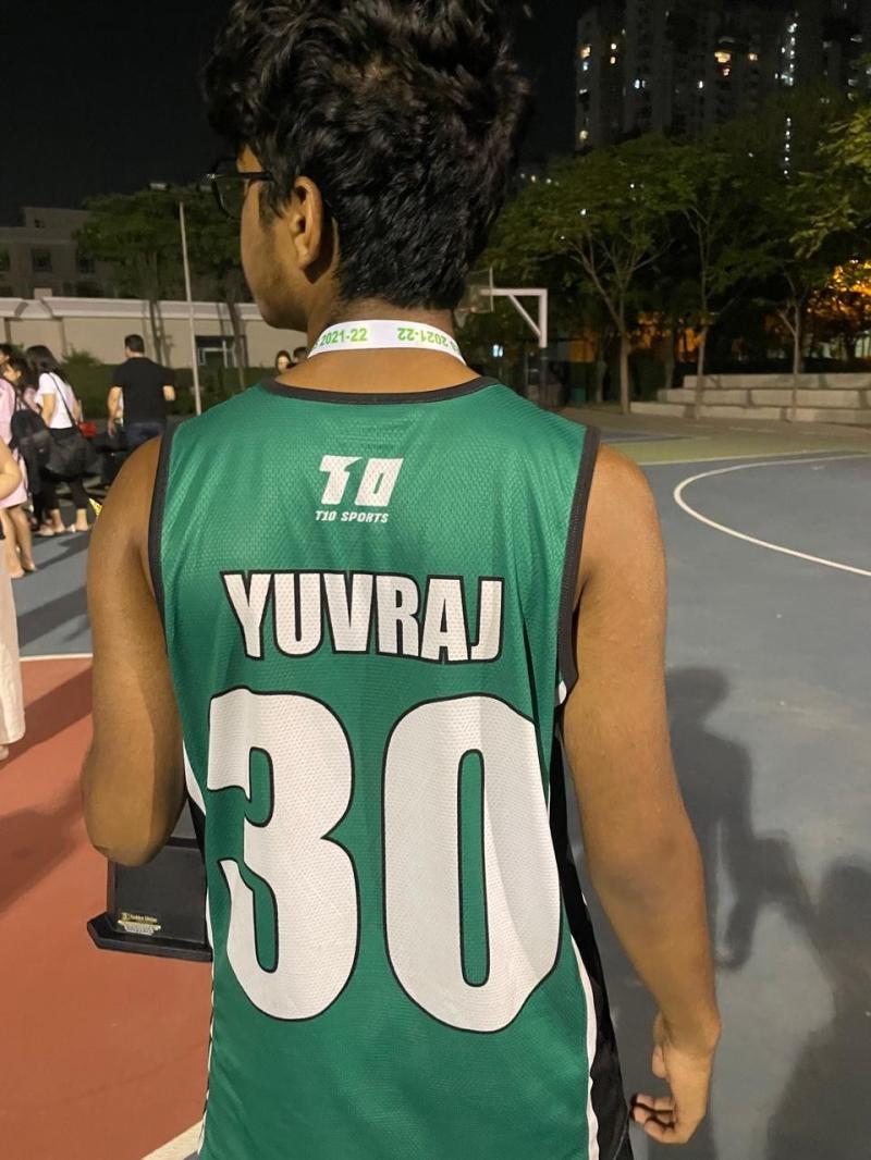 Yuvraj Mavi, a Grade 12 IB student, has been passionate about basketball since childhood. Rising from limited game time to team ca