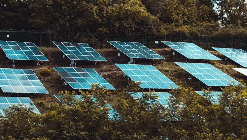 North America Solar Panels Industry