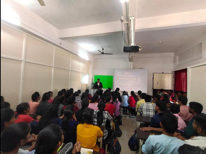 Best Commerce & Computer Training Institute in Sinnar, Nashik