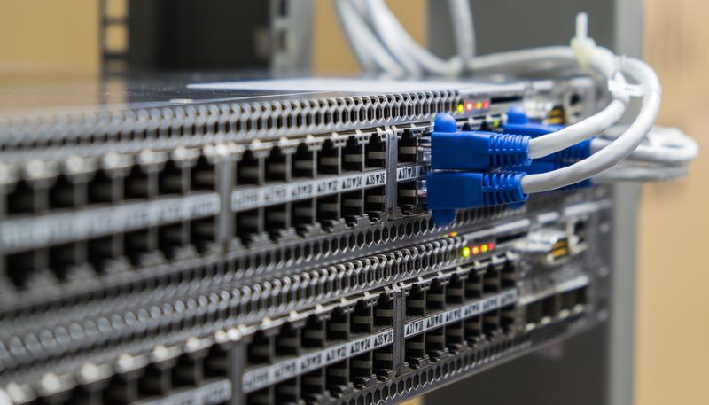 Data Center Switch Market