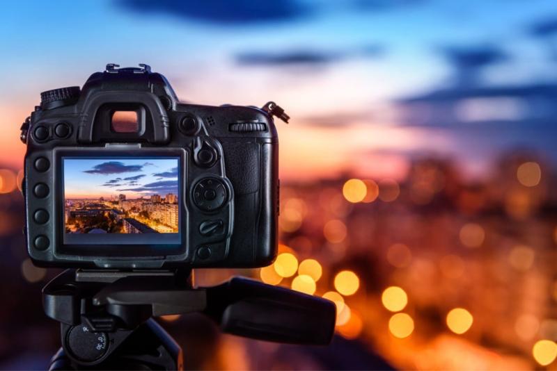 Digital Camera Market Latest Trends, Market Insights & Depth