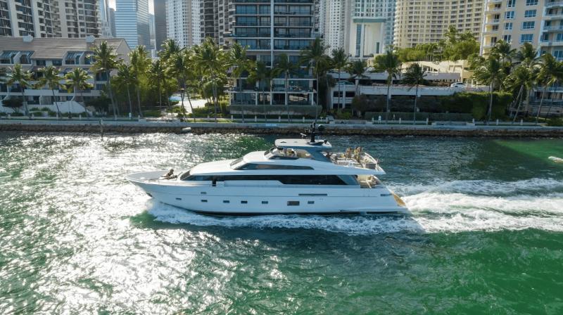 Crown Yachts Miami - Luxury yacht charters in Miami. Private fleet of 55+ vessels for every occasion on Biscayne Bay.