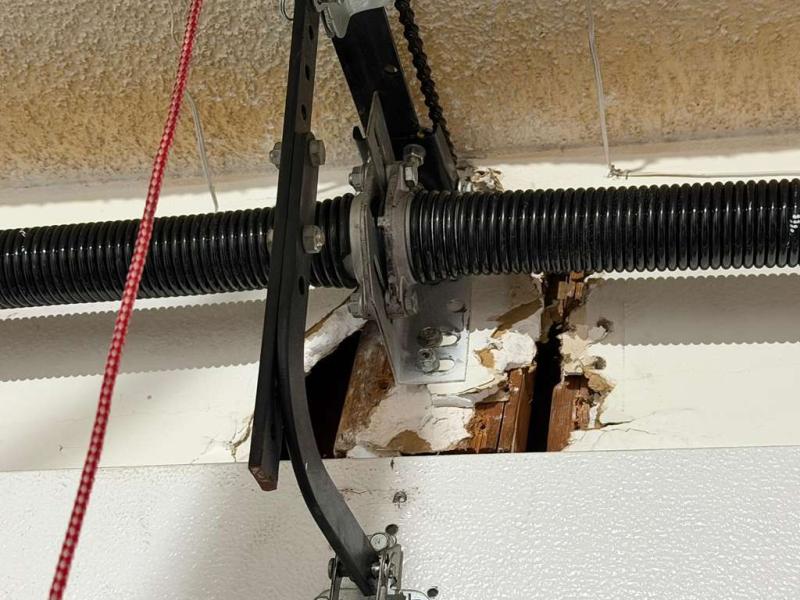 Monacco Garage Door Services Expands Spring Repair in Belmont