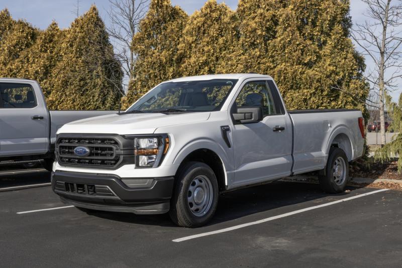 Used Truck Market Set to Witness Significant Growth by 2033 | Daimler AG, Volvo Group, PACCAR Inc., Scania AB, MAN Truck & Bus