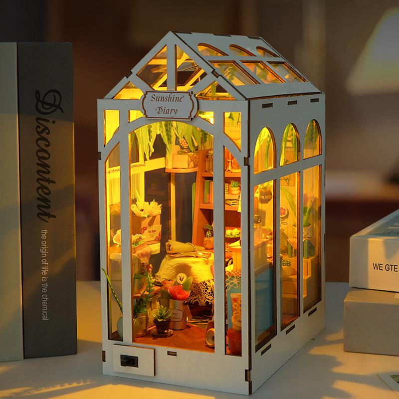 How to Choose a Wooden DIY Kit Manufacturer for OEM and Wholesale