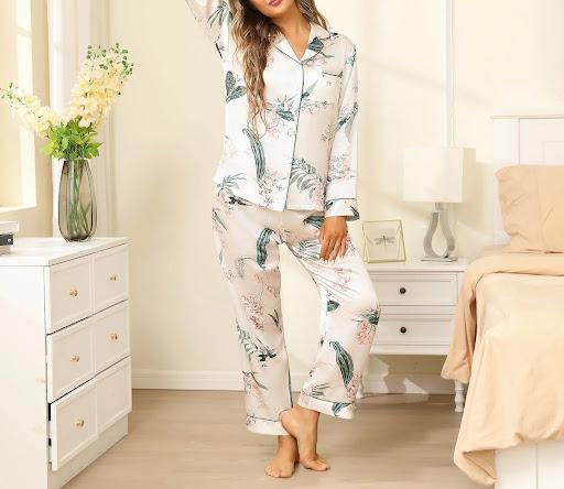 Silk Nightwear for Modern Women: A Stylish Guide to Unwinding in Luxury