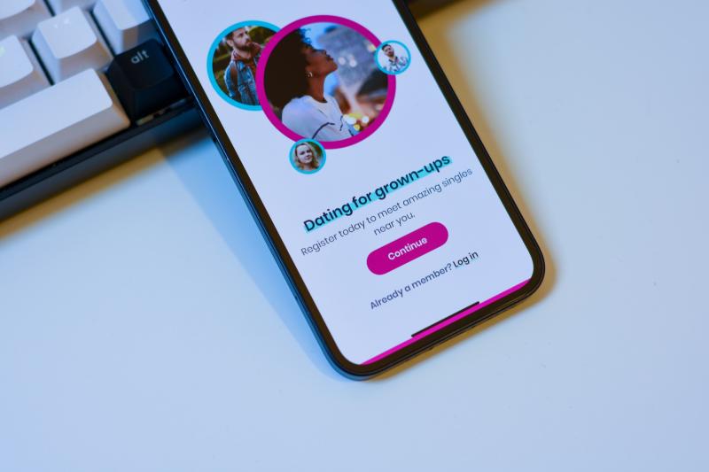 Best AI Girlfriend Apps in 2026: 10 Platforms Put to the Test