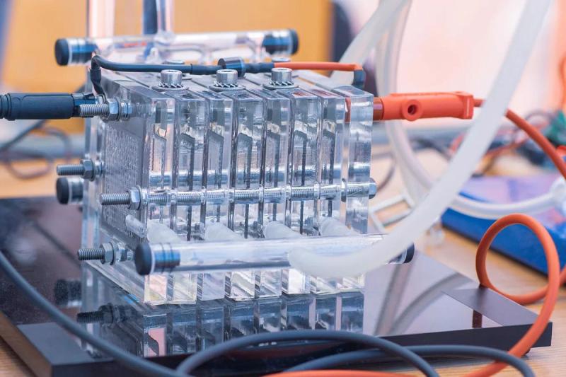 Major Investments Proton-Exchange Membrane Fuel Cell Market Startups, Partnerships & Hydrogen Ecosystem Growth To 2031